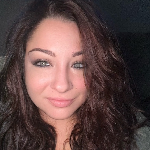 laurynrenee1989